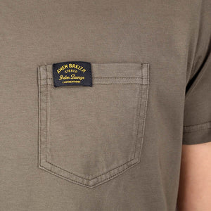 T-shirt poche cœur kaki